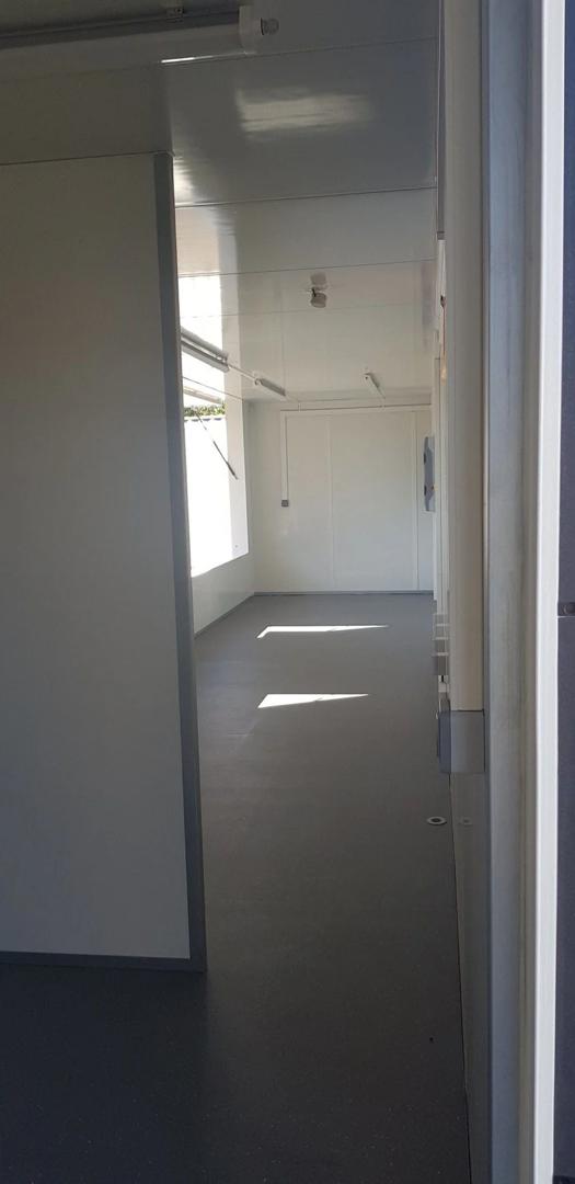 Contentor Bar 40′ em Madeira