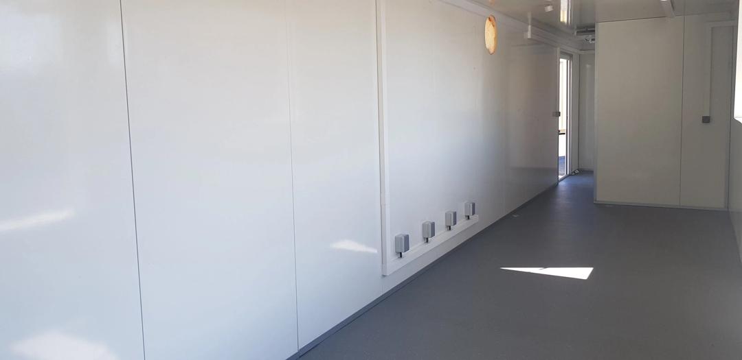 Contentor Bar 40′ em Madeira