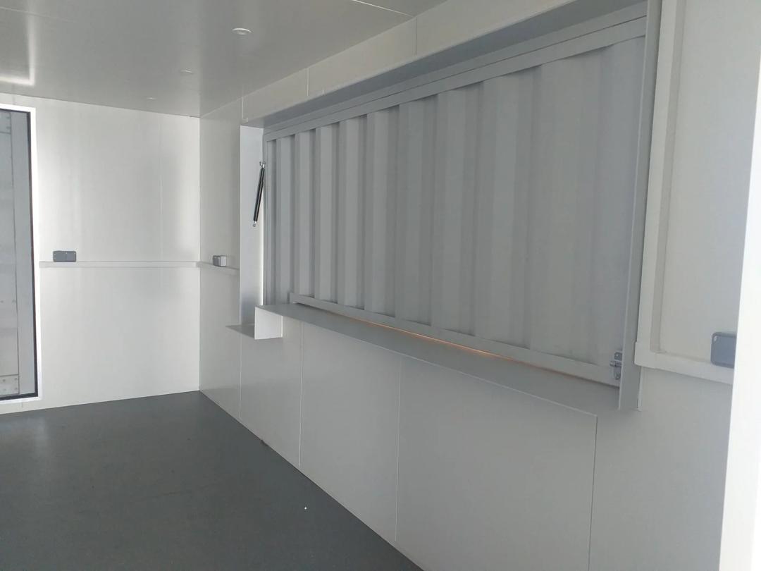 Contentor Bar Snack-Box 20' DRY Privilege