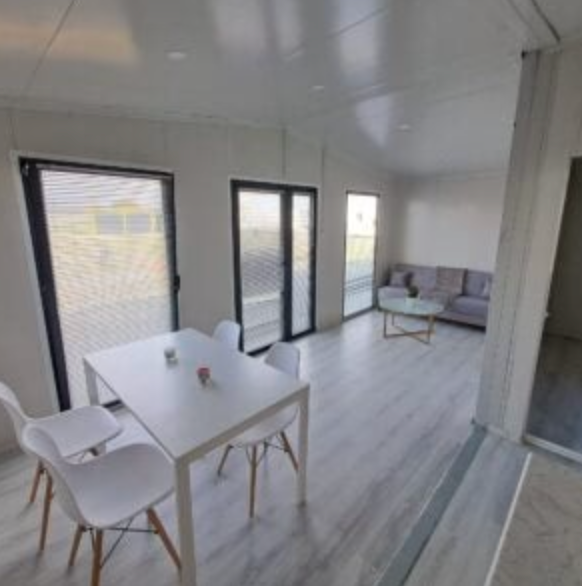 Bungalow Mobilado – Chalet com Jardim de 28 m²